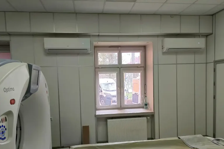 montaż klimatyzacji w placówkach medycznych, sale diagnostyczne
